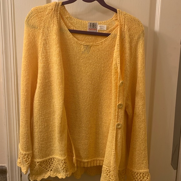 FIA Italia lightweight sweater tank top & cardigan - Picture 9 of 16